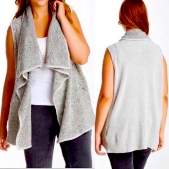 Women's Olivia Sky Heather Vanilla Boucle Wool Blend Vest, Gray, Size Medium - Picture 1 of 11